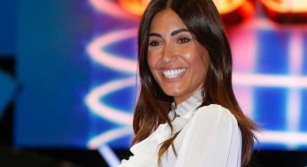 Federica Nargi anticipa l’estate: prova costume superata in total white, che spettacolo